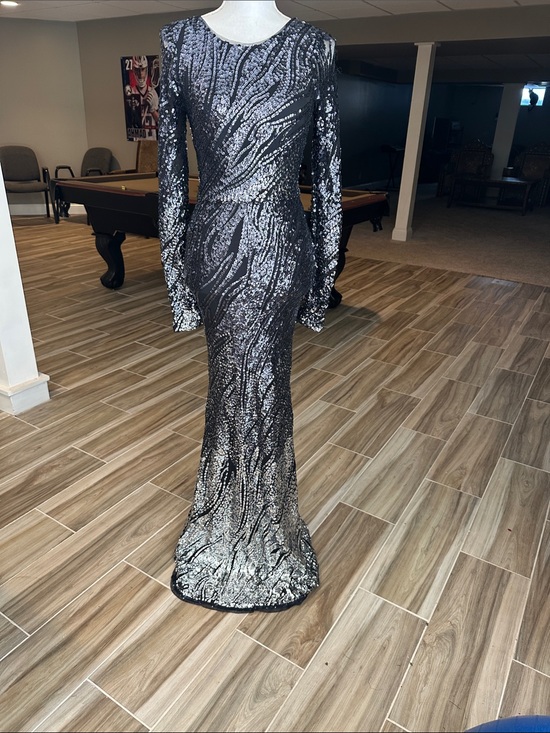 Betsy & Adam Dresses & Skirts - Betsy & Adam Black and Silver Sequin Long-Sleeve Evening Gown